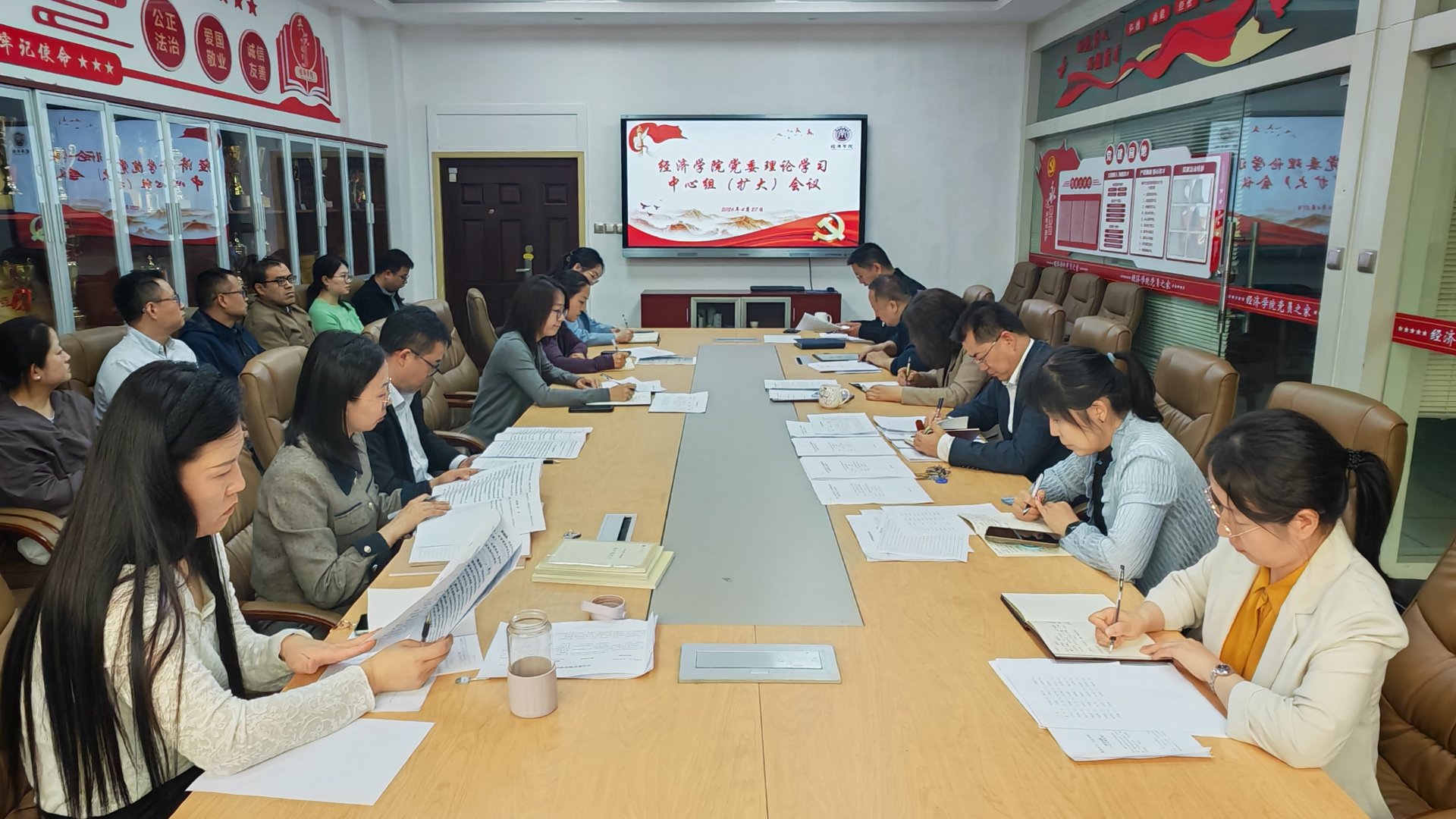 PG电子赏金女王官方正版经济PG电子